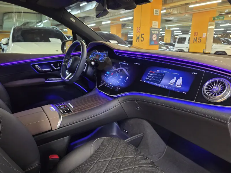Mercedes-Benz EQS SUV