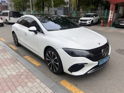 Mercedes-Benz EQE