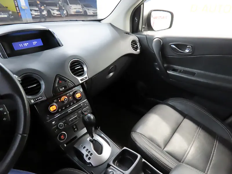 Renault QM5