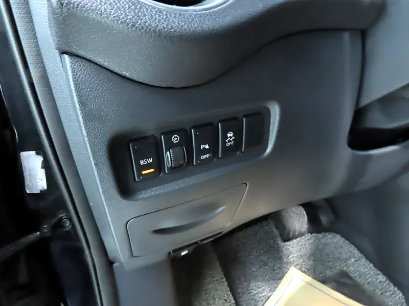 Renault QM5