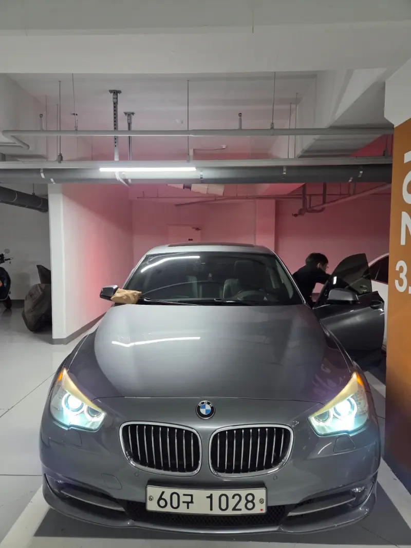 BMW 5-Series Gran Turismo