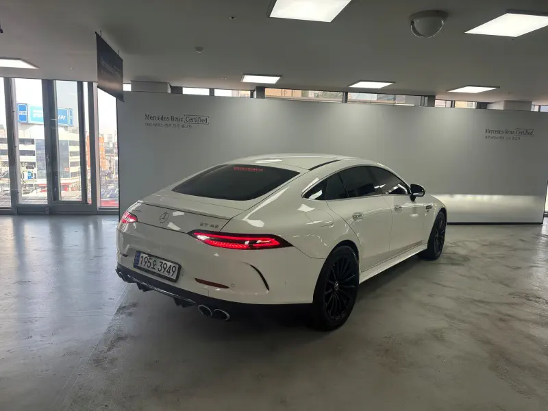 Mercedes-Benz AMG GT