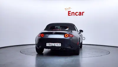 Mazda MX-5 Miata