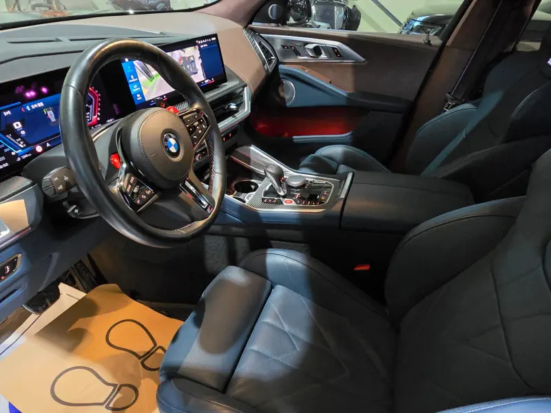 BMW XM