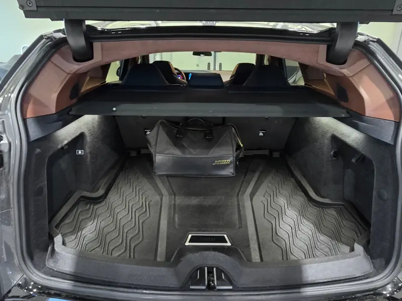 BMW XM