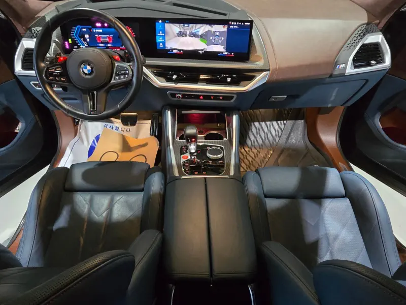 BMW XM