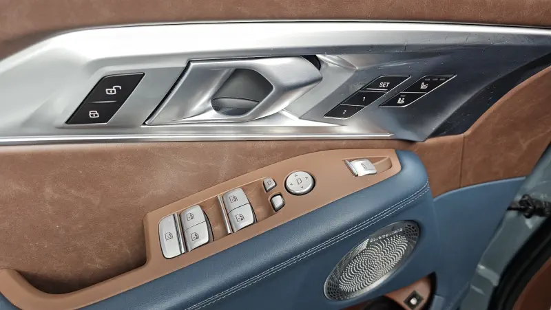 BMW XM