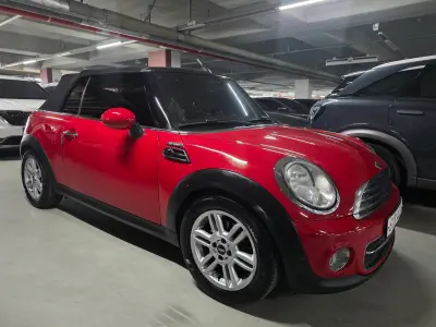 MINI Cabrio