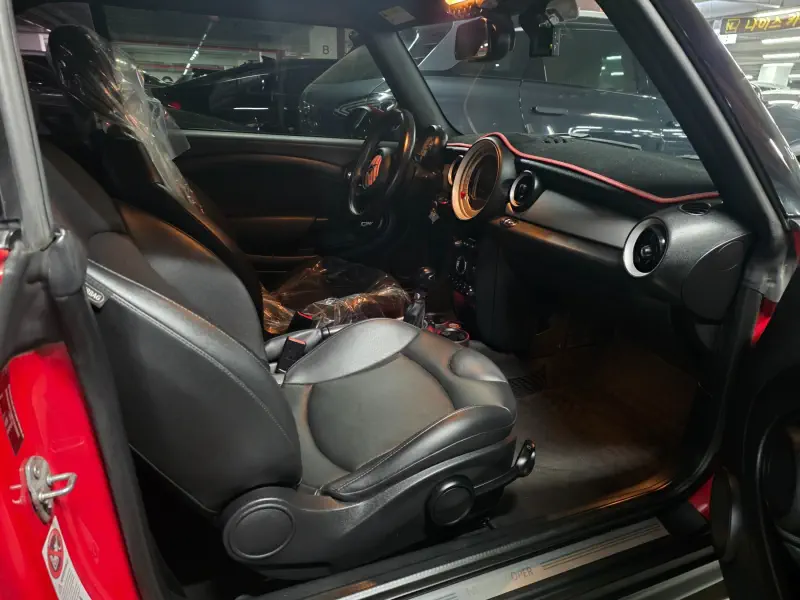 MINI Cabrio