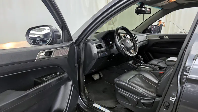 SsangYong Rexton Sports