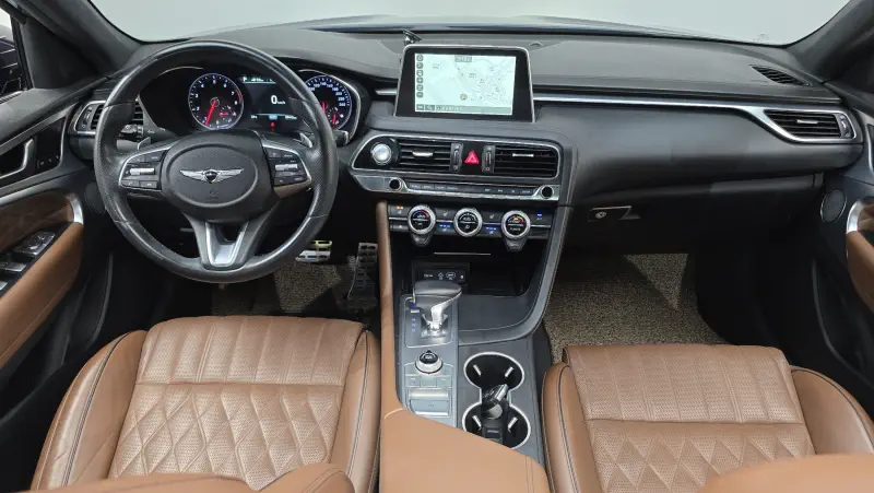 Genesis G70