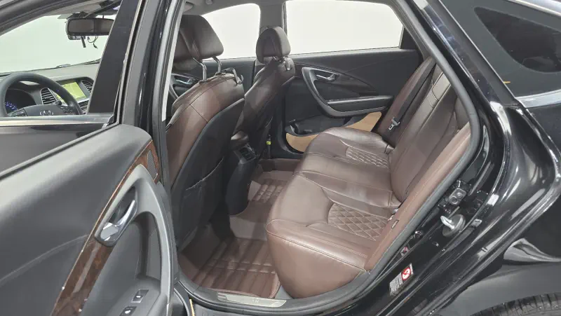 Hyundai Aslan
