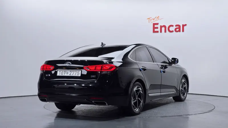 Hyundai Aslan