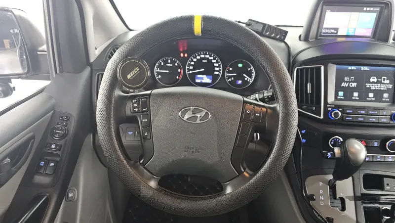 Hyundai Grand Starex