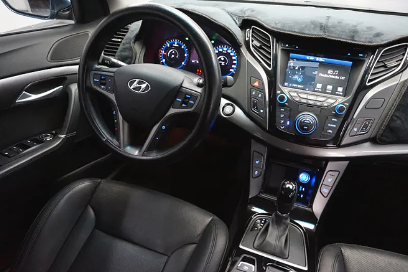 Hyundai I40