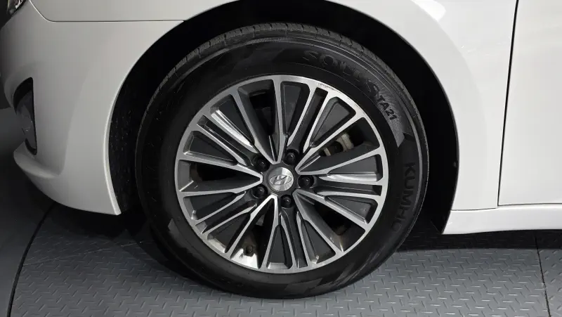 Hyundai I40