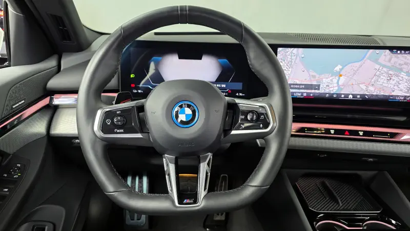 BMW i5