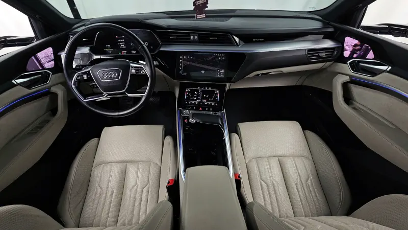 Audi e-tron