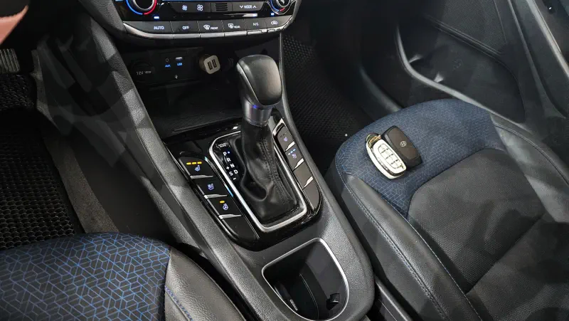 Hyundai Ioniq