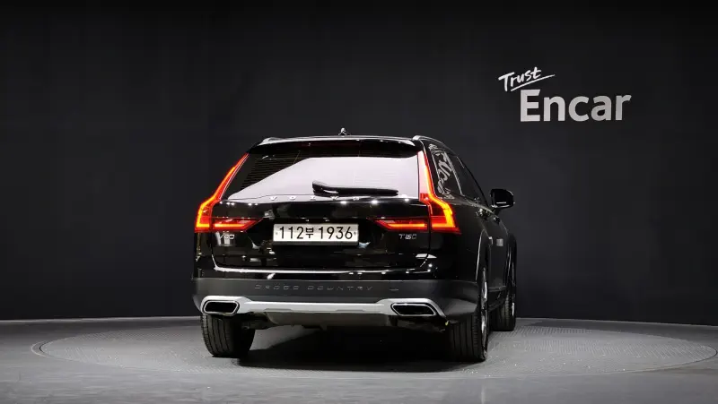 Volvo V90