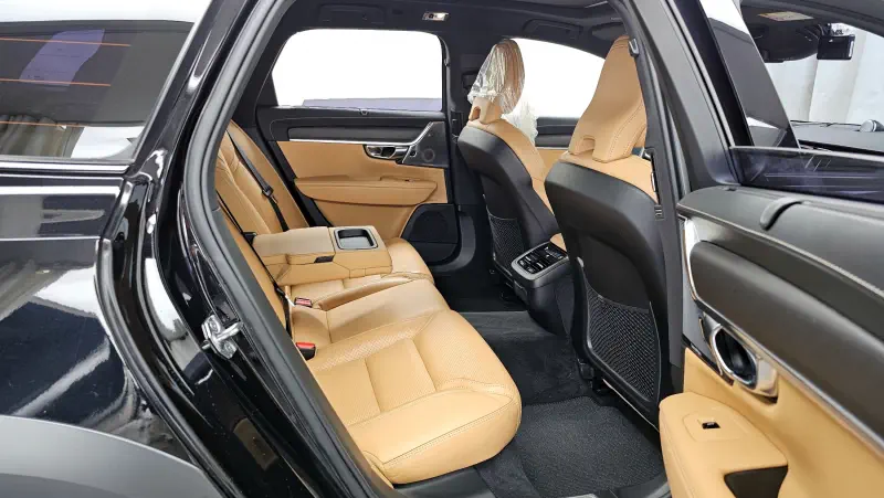 Volvo V90