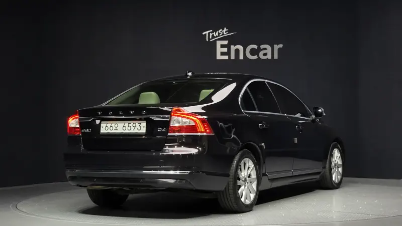 Volvo S80