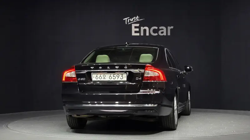 Volvo S80