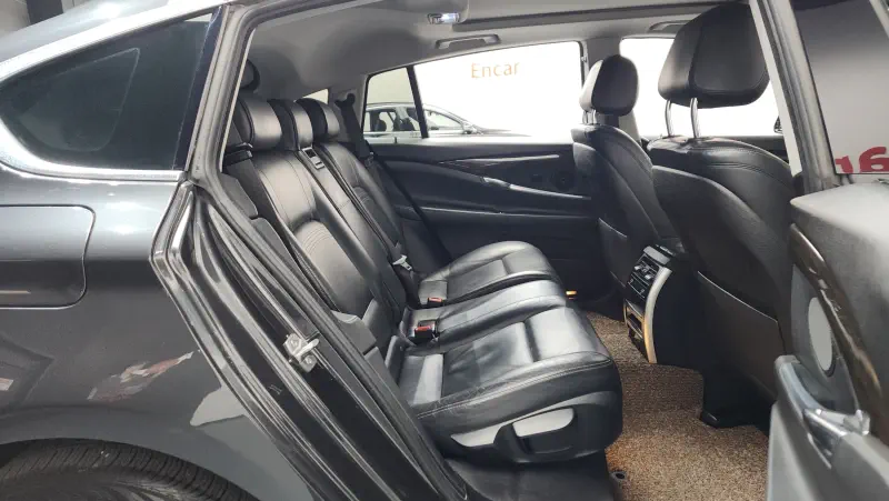 BMW 5-Series Gran Turismo