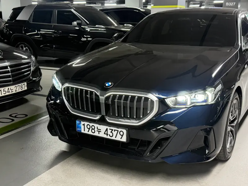 BMW 5-Series