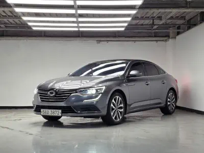Renault SM6