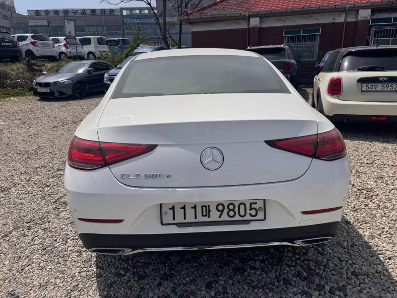Mercedes-Benz CLS-Class