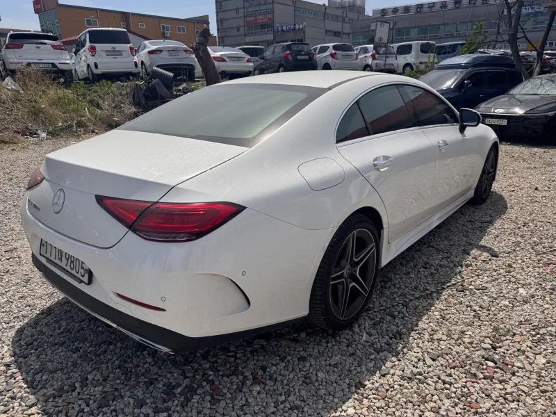 Mercedes-Benz CLS-Class