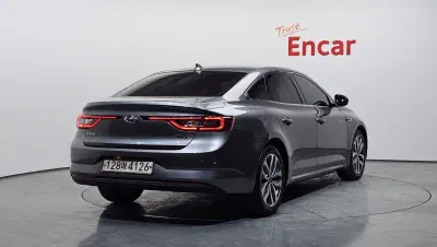 Renault SM6