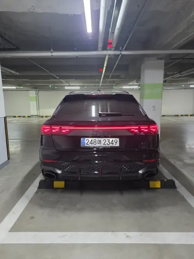 Audi RS Q8