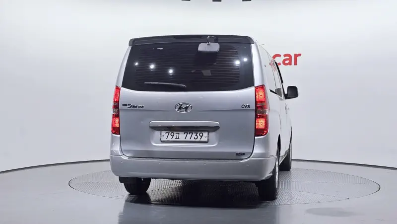 Hyundai Grand Starex