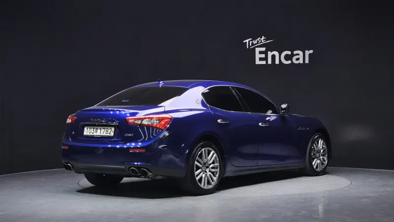 Maserati Ghibli