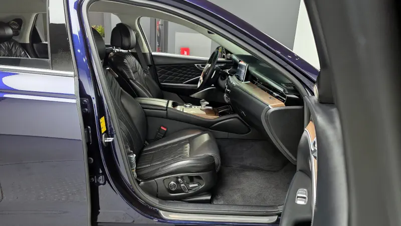 Kia K9