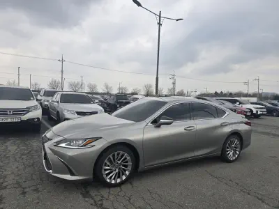 Lexus ES300h