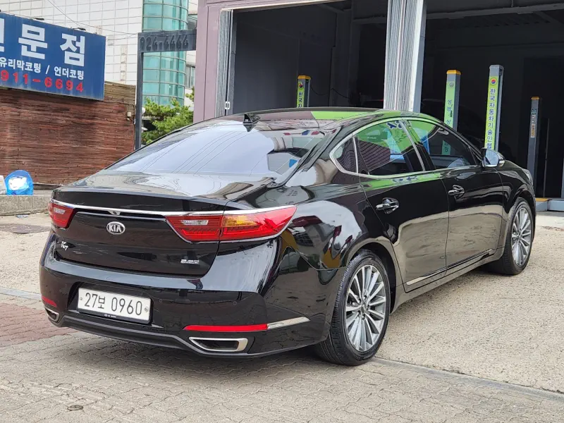 Kia K7