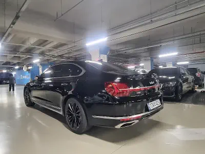 Kia K9
