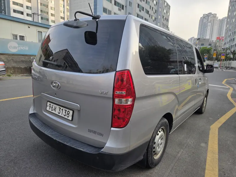 Hyundai Grand Starex