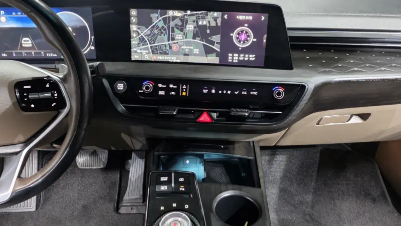 Kia K8