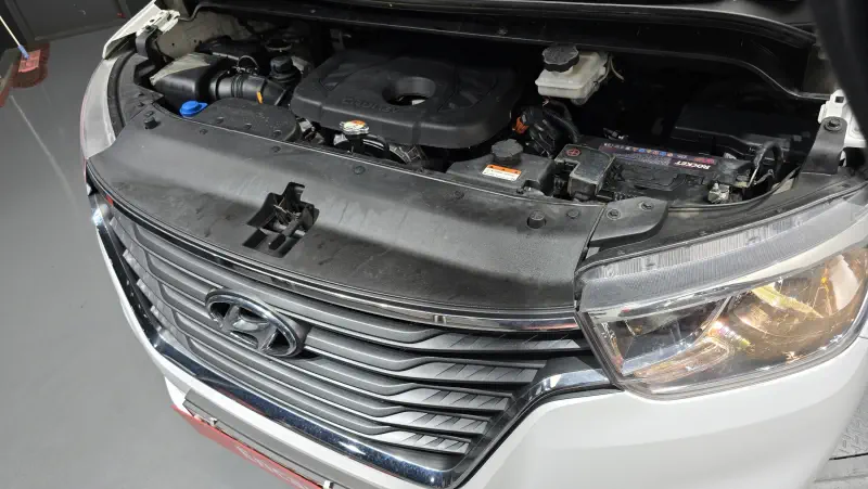 Hyundai Grand Starex