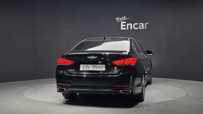 Hyundai Genesis