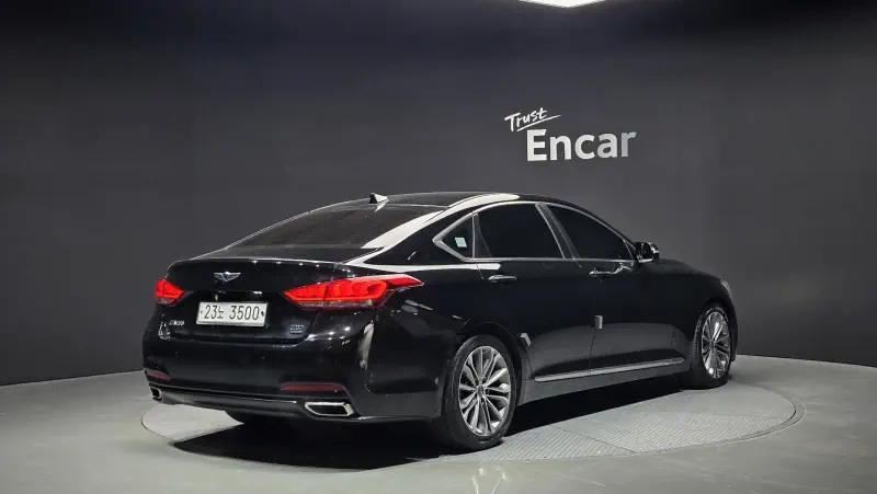 Hyundai Genesis