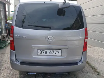 Hyundai Grand Starex