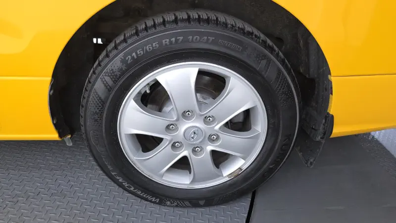 Hyundai Grand Starex