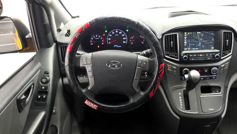 Hyundai Grand Starex