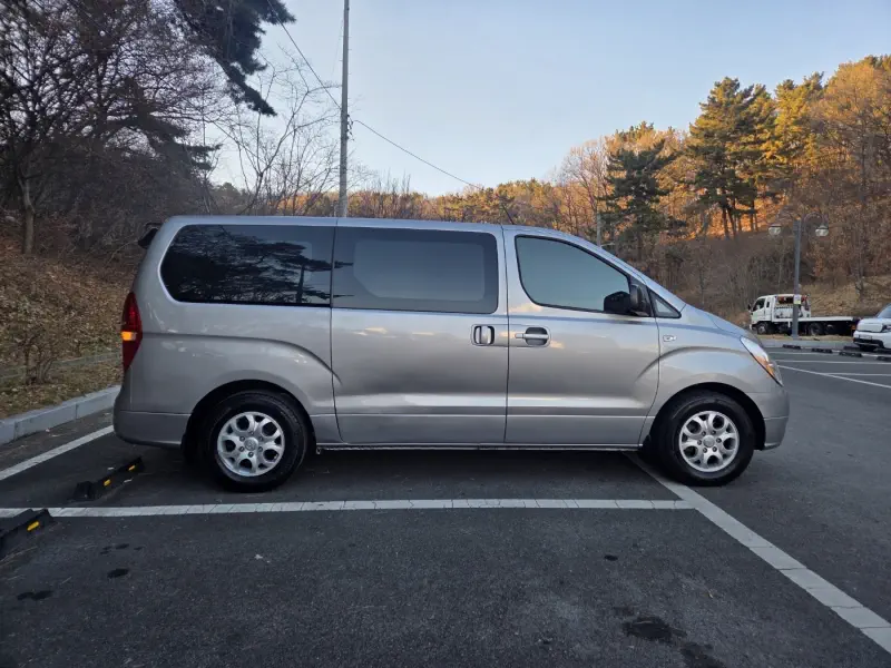Hyundai Grand Starex