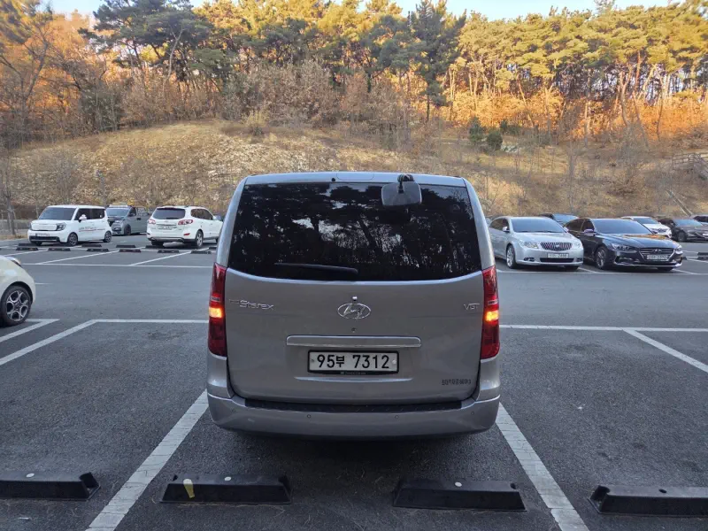 Hyundai Grand Starex